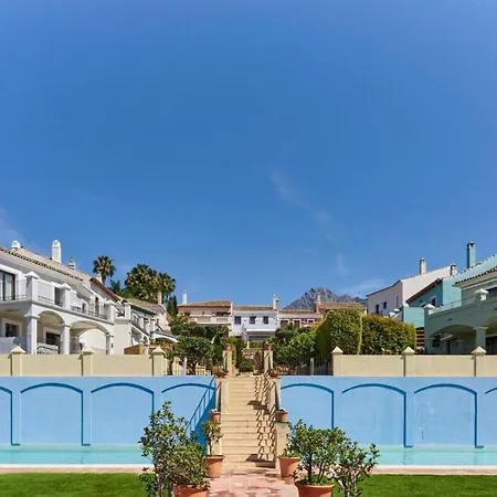 Villa Elegant 3br Golden Mile Retreat *