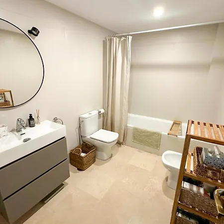 Elegant 3br Golden Mile Retreat *